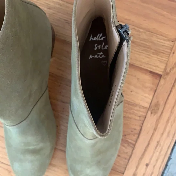 🛵 NWT Banana Republic Women 💯 real suede boots 👢size 8.5 - Picture 9 of 15